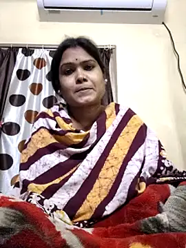 Snapshot of yoursweety09 chatting on January 10, 4:41 pm yoursweety09 online show from January 10, 4:41 pm