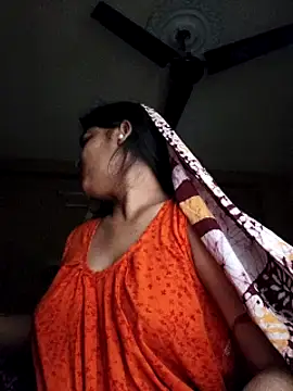 Snapshot of yoursweety09 chatting on January 11, 3:23 am yoursweety09 online show from January 11, 3:23 am