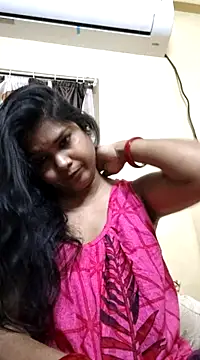 Snapshot of yoursweety09 chatting on January 22, 6:41 pm yoursweety09 online show from January 22, 6:41 pm