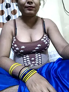 Snapshot of yoursweety09 chatting on March 8, 6:05 pm yoursweety09 online show from March 8, 6:05 pm