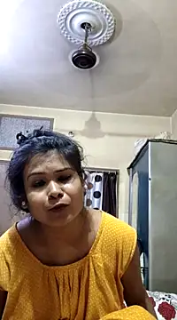 Snapshot of yoursweety09 chatting on March 16, 5:17 pm yoursweety09 online show from March 16, 5:17 pm