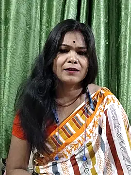 Snapshot of yoursweety09 chatting on March 24, 11:21 pm yoursweety09 online show from March 24, 11:21 pm