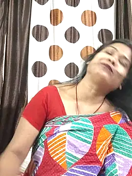 Snapshot of yoursweety09 chatting on April 7, 12:11 am yoursweety09 online show from April 7, 12:11 am