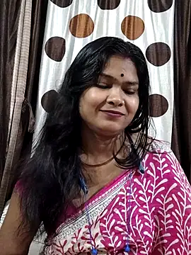 Snapshot of yoursweety09 chatting on April 11, 12:26 am yoursweety09 online show from April 11, 12:26 am