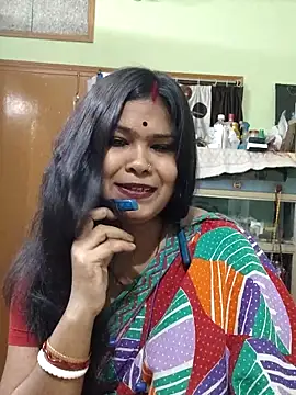 Snapshot of yoursweety09 chatting on April 12, 7:46 am yoursweety09 online show from April 12, 7:46 am