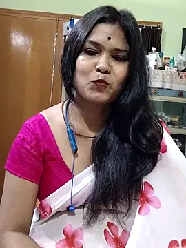 Snapshot of yoursweety09 chatting on April 15, 2:02 pm yoursweety09 online show from April 15, 2:02 pm