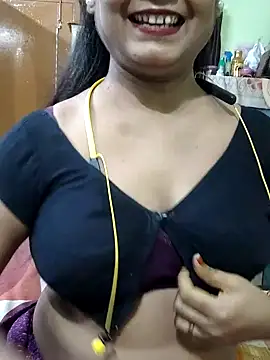 yoursweety09 online show from July 4, 2:12 pm