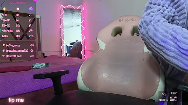 Laylafoxy tay online show from March 22, 6:22 am