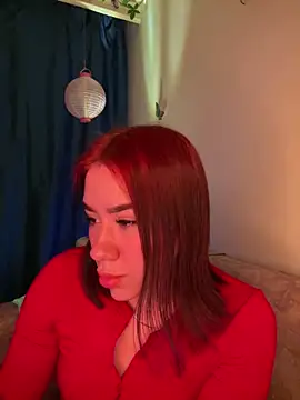 Snapshot of Im_Valen_Cute chatting on February 1, 11:37 pm Im Valen Cute online show from February 1, 11:37 pm