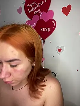 Snapshot of Im_Valen_Cute chatting on February 16, 1:36 am Im Valen Cute online show from February 16, 1:36 am