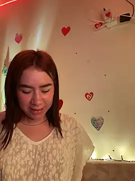 Snapshot of Im_Valen_Cute chatting on March 15, 1:19 am Im Valen Cute online show from March 15, 1:19 am