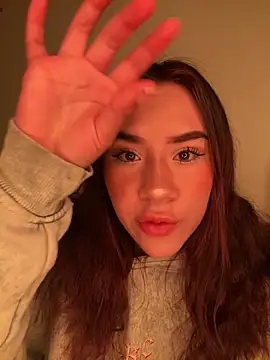 Im Valen Cute online show from February 3, 11:32 pm