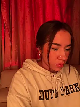 Im Valen Cute online show from April 11, 3:55 am