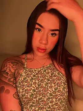 Snapshot of Im_Valen_Cute chatting on May 3, 3:12 am Im Valen Cute online show from May 3, 3:12 am
