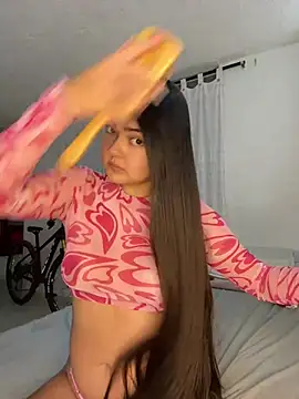 Snapshot of gabbyfoox chatting on January 5, 6:56 pm gabbyfoox online show from January 5, 6:56 pm