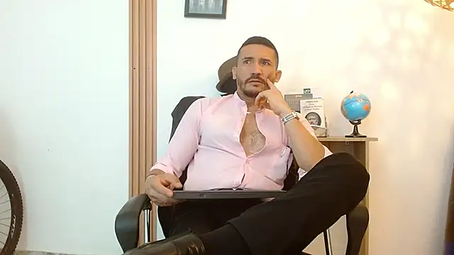 Reiko 85  online show from September 25, 2:43 pm