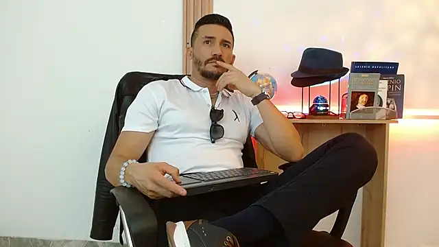 Reiko 85  online show from November 29, 7:28 pm