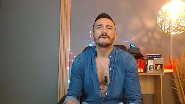 Reiko 85  online show from March 25, 2:45 pm