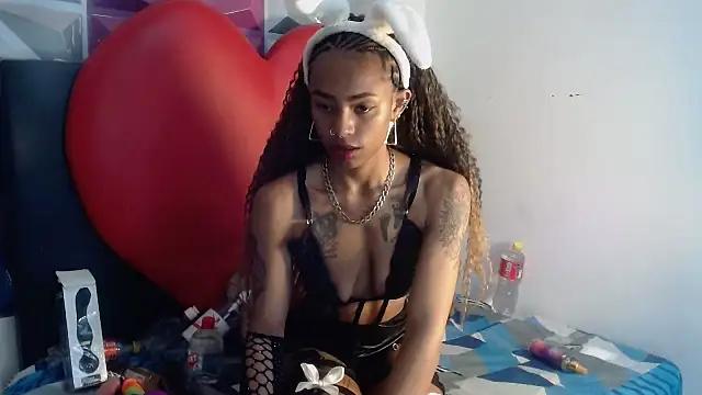 Snapshot of KATALINA__CANDY chatting on February 15, 11:39 am KATALINA CANDY online show from February 15, 11:39 am