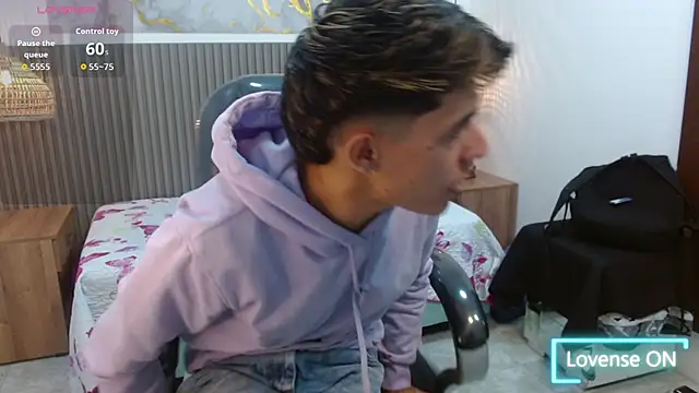 Dyla n18 online show from October 3, 9:45 pm