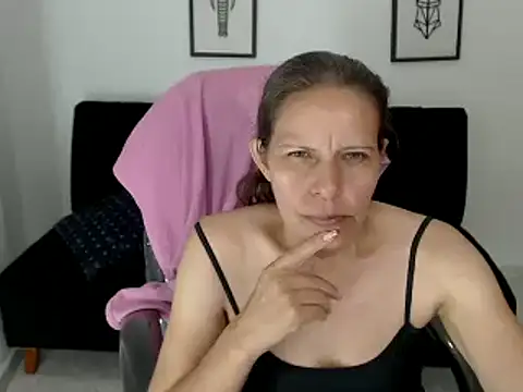 Snapshot of Milf_karlye chatting on January 5, 4:58 am Milf karlye online show from January 5, 4:58 am