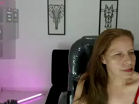 Snapshot of Milf_karlye chatting on February 27, 4:31 am Milf karlye online show from February 27, 4:31 am