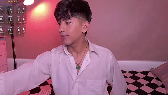 Snapshot of teobowny_ chatting on September 27, 10:04 pm teobowny online show from September 27, 10:04 pm