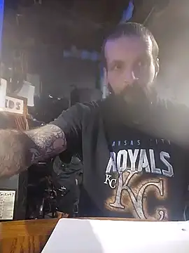 Snapshot of Whipit323 chatting on December 24, 12:22 am Whipit323 online show from December 24, 12:22 am