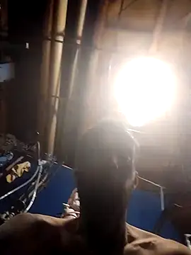 Snapshot of Whipit323 chatting on March 14, 4:32 am Whipit323 online show from March 14, 4:32 am