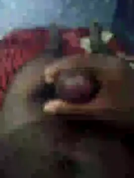 Snapshot of mallucallboy2104 chatting on February 7, 5:52 am mallucallboy2104 online show from February 7, 5:52 am
