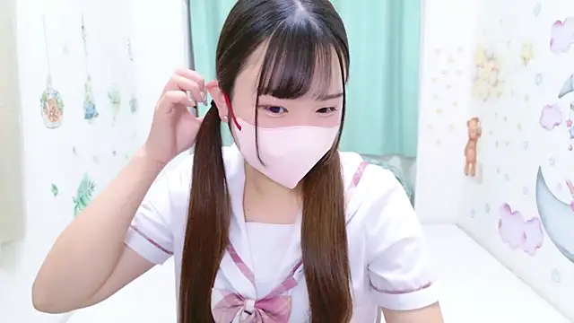 Snapshot of MAIKA_pyon chatting on December 12, 11:29 am MAIKA pyon online show from December 12, 11:29 am