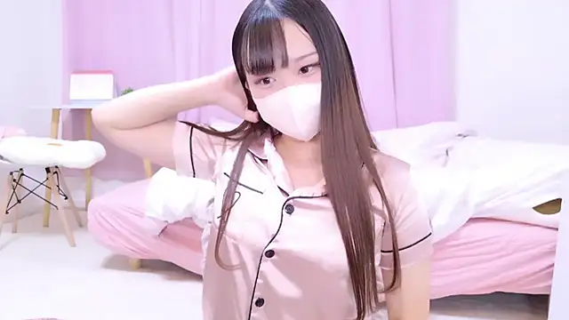 Snapshot of MAIKA_pyon chatting on December 30, 11:49 pm MAIKA pyon online show from December 30, 11:49 pm