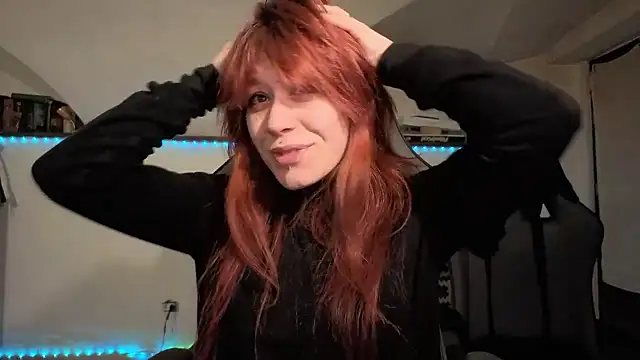 complicata mente online show from January 15, 3:38 pm