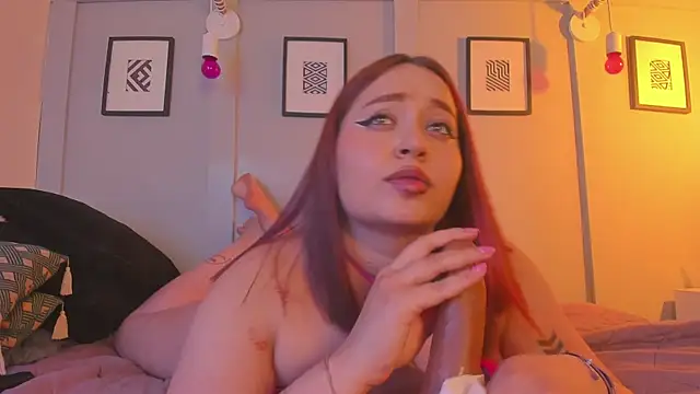 allaasskaa  online show from January 27, 7:45 am