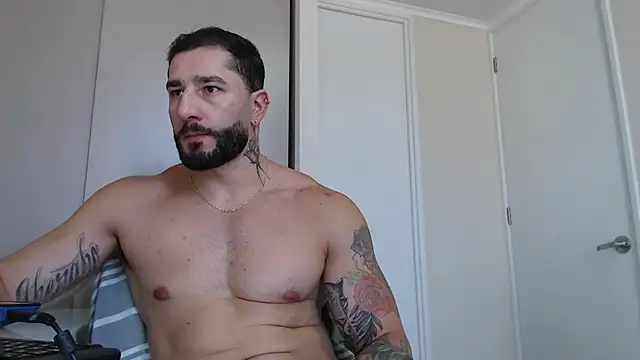 jonhklleyn online show from March 17, 5:38 pm