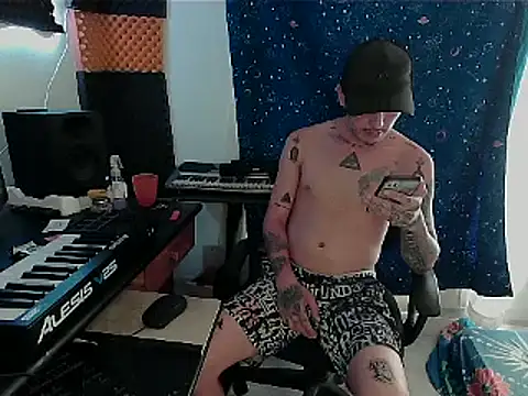 Snapshot of patrik_tattoo_ chatting on March 7, 6:11 pm patrik tattoo online show from March 7, 6:11 pm