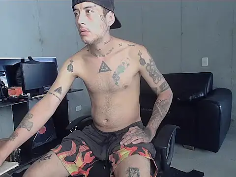 Snapshot of patrik_tattoo_ chatting on March 19, 3:27 pm patrik tattoo online show from March 19, 3:27 pm