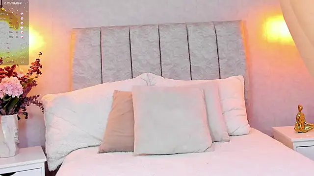 tutu milf online show from March 5, 7:06 pm