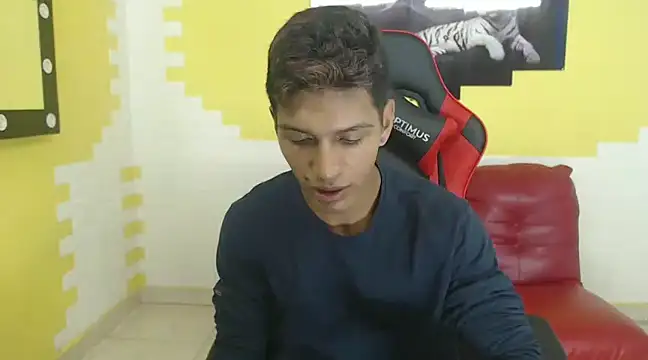 mau elixxx online show from December 21, 8:07 am