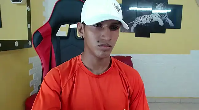 mau elixxx online show from January 11, 3:13 am