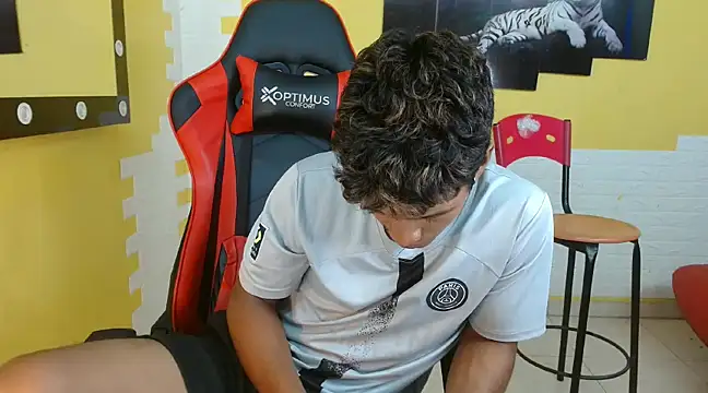 mau elixxx online show from February 4, 7:07 am