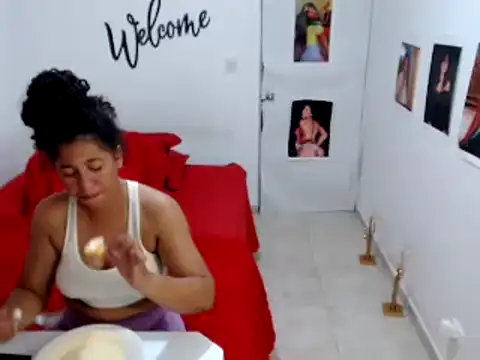 bellacrespalatina online show from January 9, 12:25 am