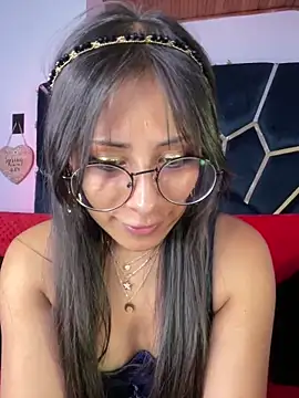 Snapshot of Jade_Zephyra chatting on February 21, 10:04 pm Jade Zephyra online show from February 21, 10:04 pm