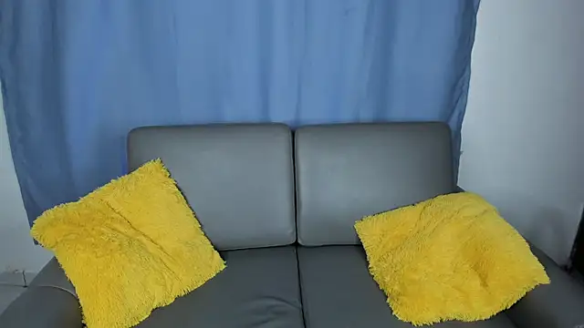 Snapshot of zulema_parvin chatting on January 10, 2:45 pm zulema parvin online show from January 10, 2:45 pm