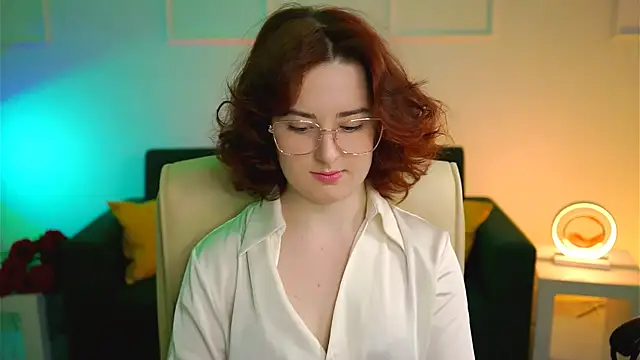 Snapshot of AnnTerry_ chatting on February 8, 8:20 am AnnTerry online show from February 8, 8:20 am
