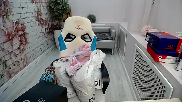 Cutie Asya online show from February 16, 4:41 am