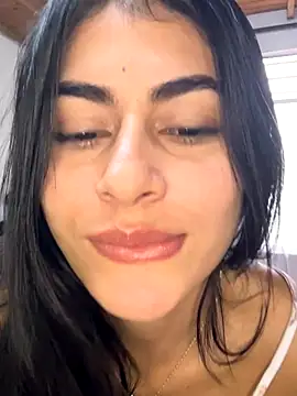 emilie xx  online show from October 7, 3:31 pm