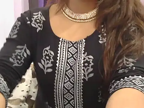 Snapshot of cutie-taara chatting on March 12, 5:46 am cutie-taara online show from March 12, 5:46 am