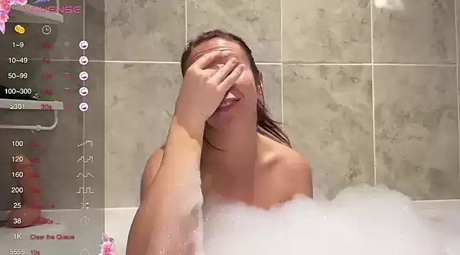 MelodyRoseUk online show from December 5, 9:06 pm