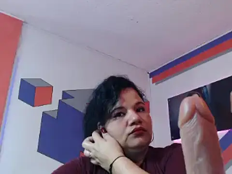 Snapshot of may_prg chatting on January 9, 6:59 am may prg online show from January 9, 6:59 am